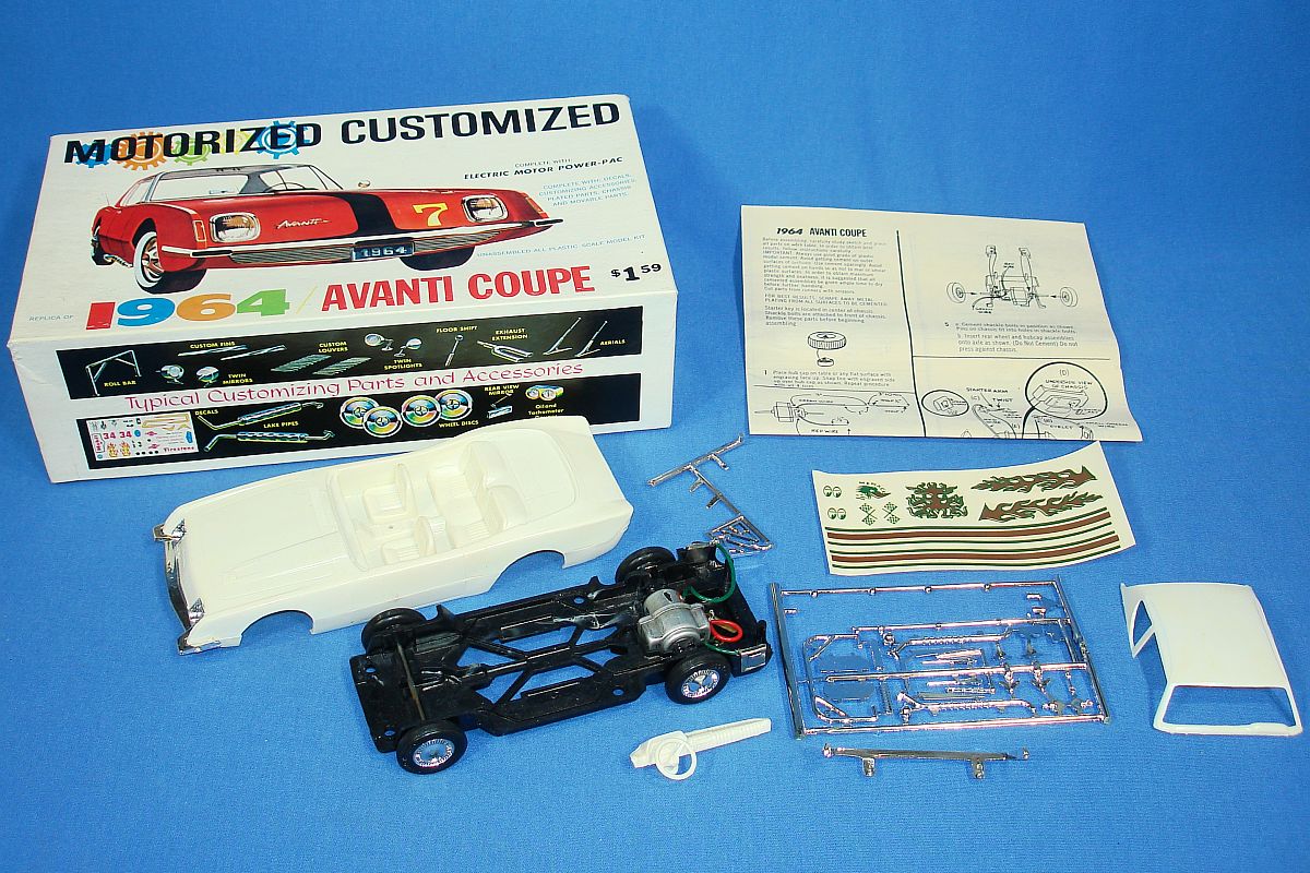 Vintage Palmer 1964 Avanti Coupe Battery Motorized Plastic Model Kit Parts Vintage Palmer 1964 Avanti Coupe Battery Motorized Plastic Model Kit Parts