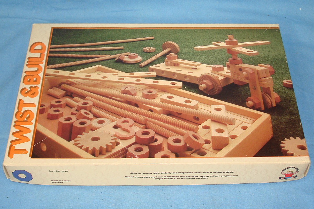 childrens wooden construction set