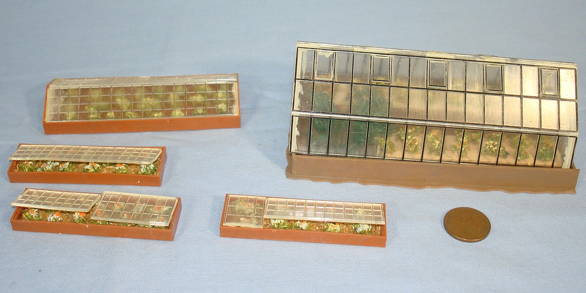   MODEL RAILROAD SLOT CAR LAYOUT GREENHOUSE BUILDINGS FLOWERS PLANTS LOT  greenhouse building for sale