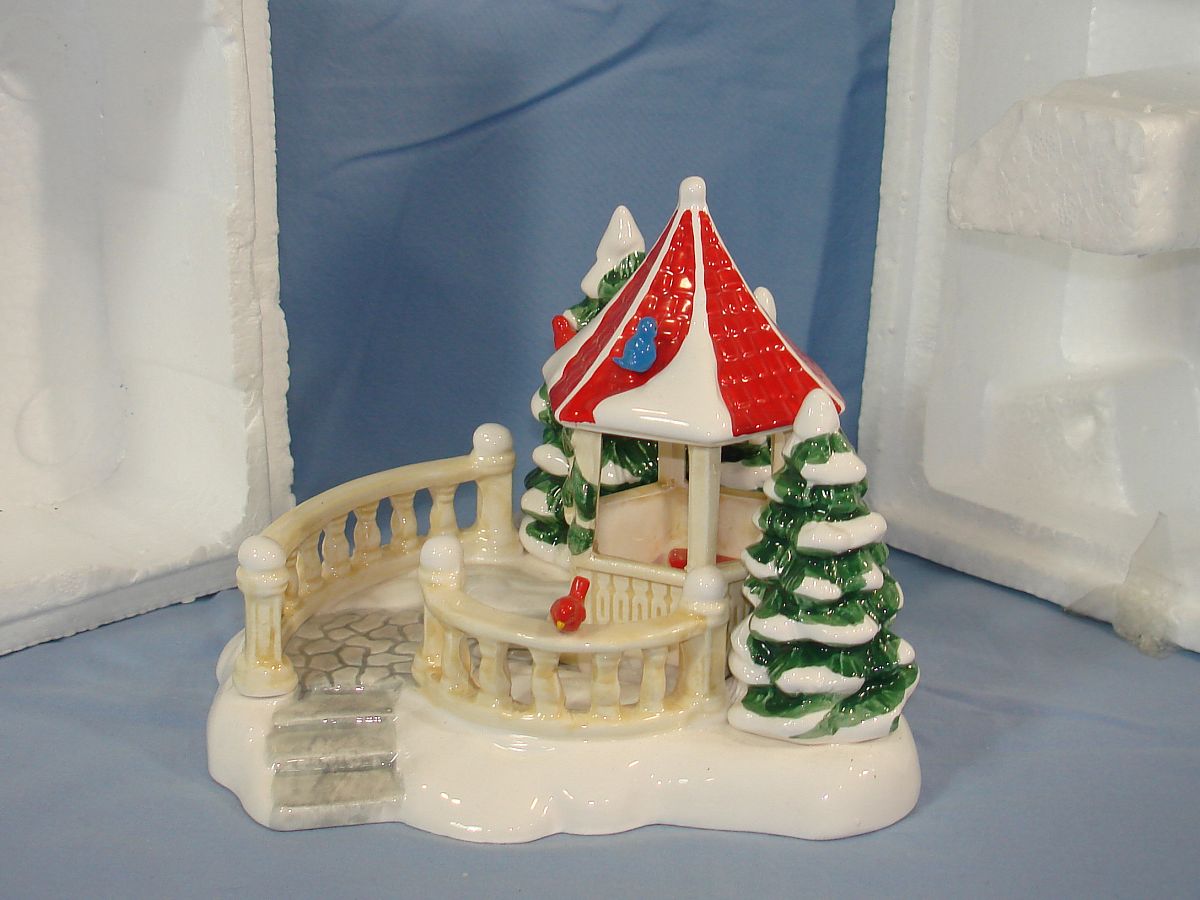 Department Dept 56 The Original Snow Village Retired Gazebo 51462 Department Dept 56 The Original Snow Village Retired Gazebo 51462