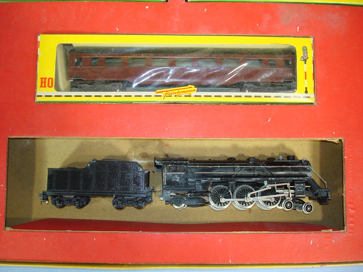 Vintage Fleischmann HO Gauge Scale Model Railroading Train Set #1365 