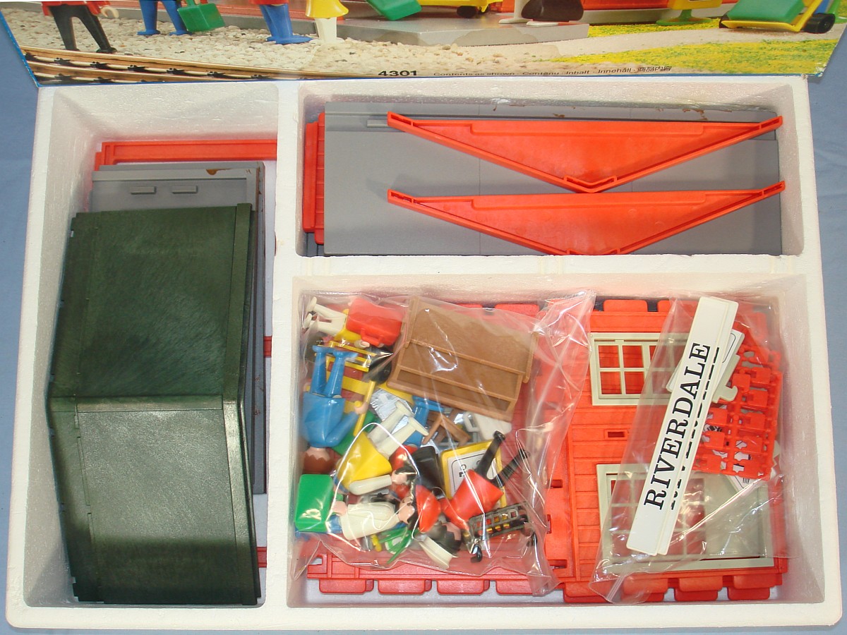 Geobra Made In West Germany Playmobil 4301 Riverdale Train Station Incomplete Vintagetoys Com Item 1481