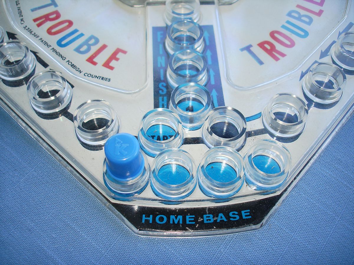 Vintage 1965 Kohner Trouble #310 Pop-O-Matic Number Cube Shaker Frustrating Chase Game Blue Peg Vintage 1965 Kohner Trouble #310 Pop-O-Matic Number Cube Shaker Frustrating Chase Game Blue Peg
