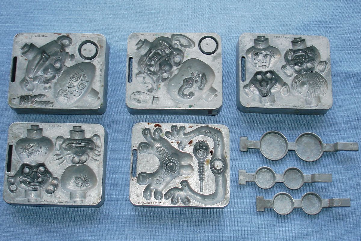 Vintage 1965 Mattel Thingmaker Toy Creeple People Set #4482 5 Molds 13 Cavities 3 Crossbars Slots Vintage 1965 Mattel Thingmaker Toy Creeple People Set #4482 5 Molds 13 Cavities 3 Crossbars Slots